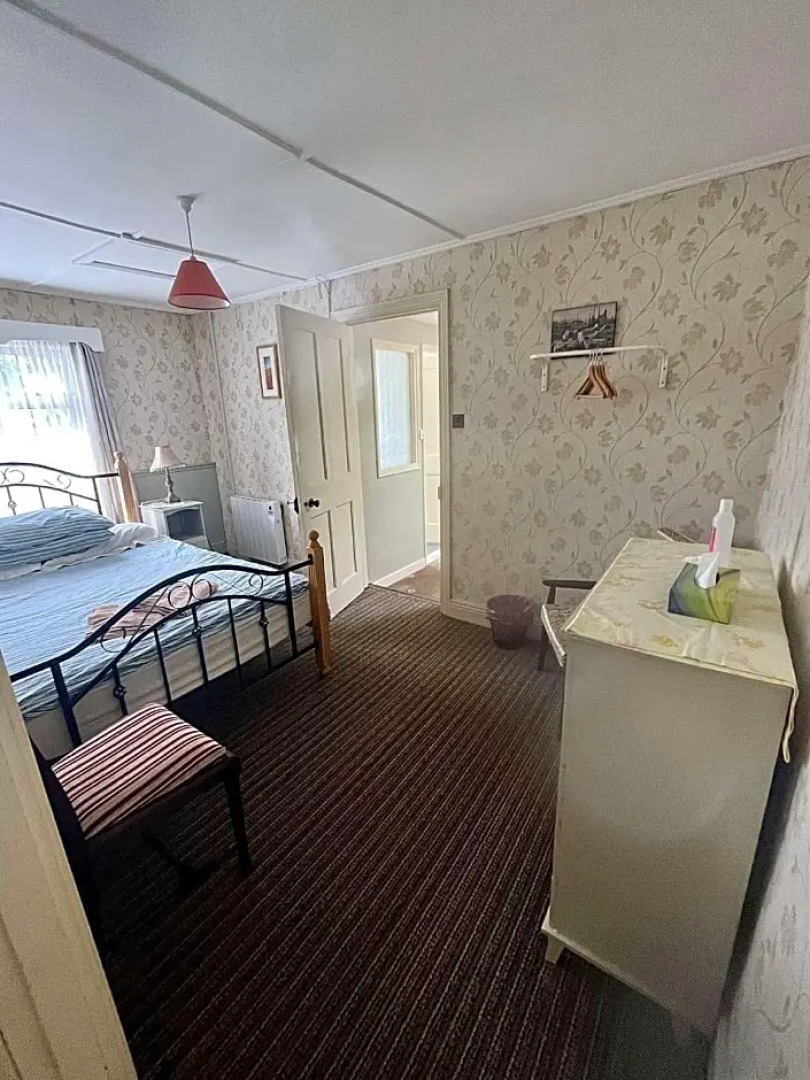 Geoghegans Magpie Bar and B&B