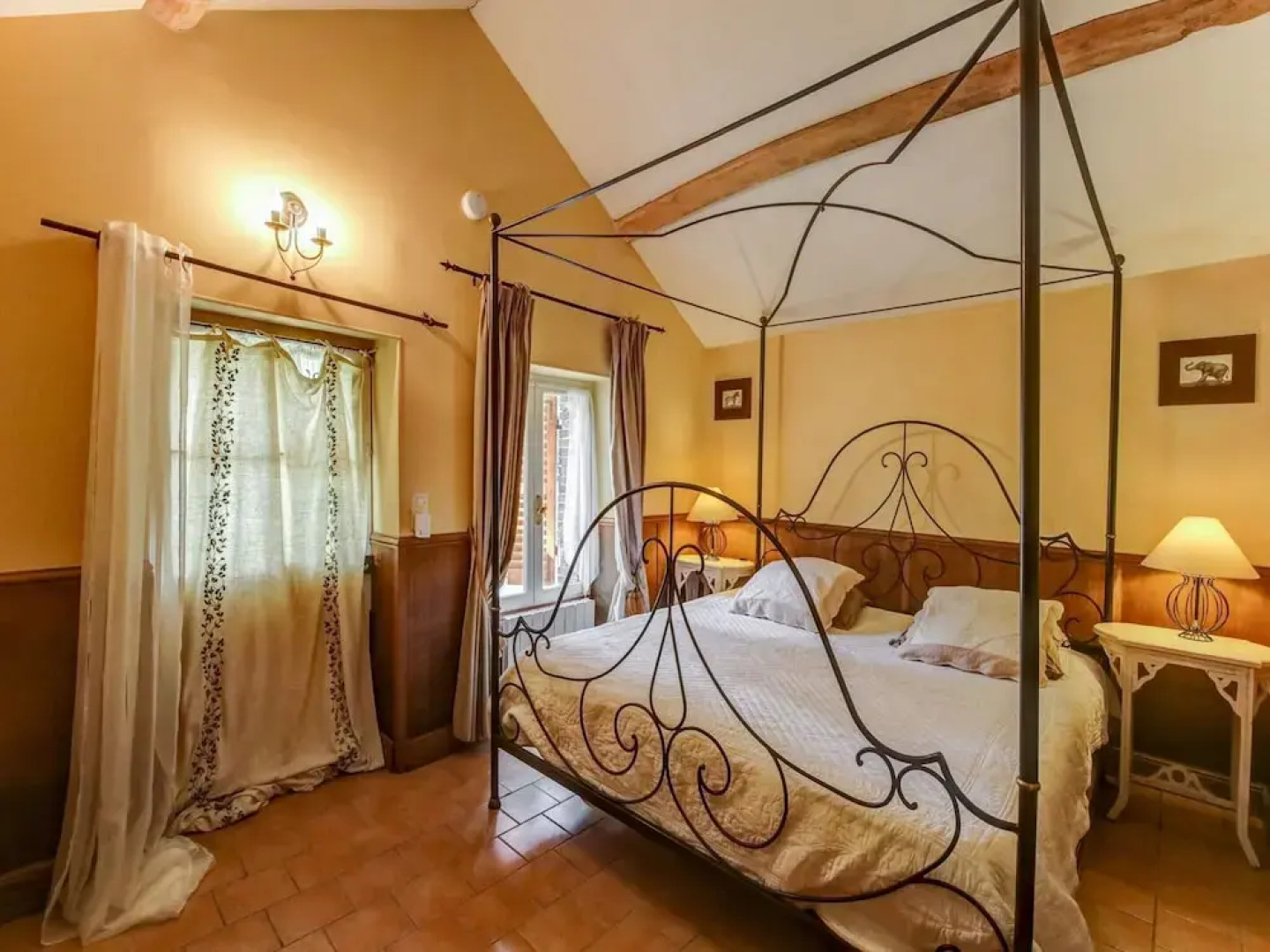 Holiday Home in a Park in Raizeux With Terrace