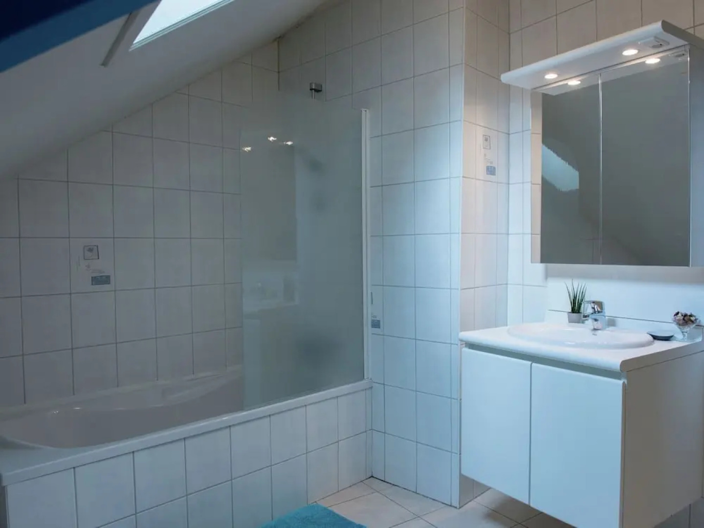 Child-friendly Holiday Home in Waimes with Sauna and Jacuzzi