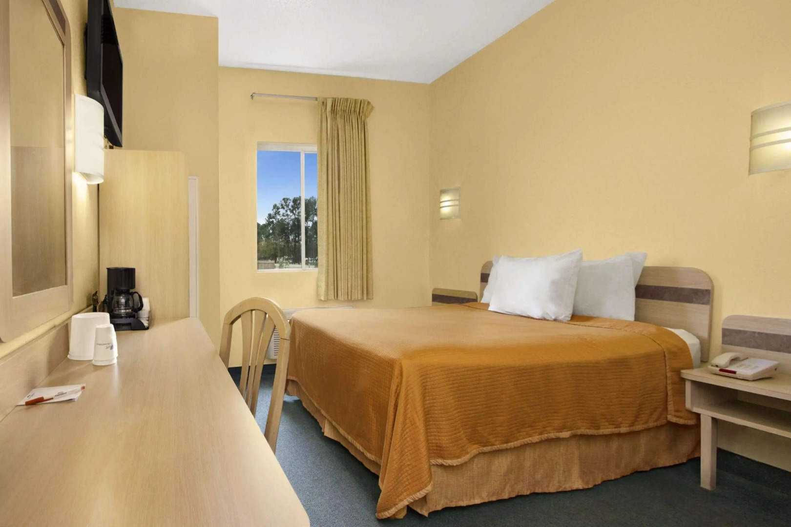 Howard Johnson by Wyndham Tifton GA I-75