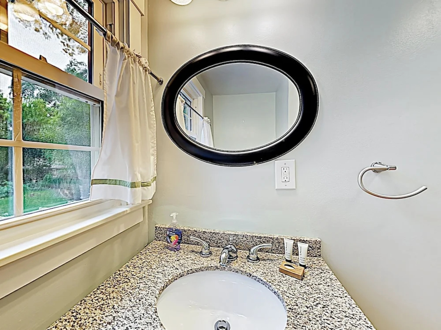 Chic Coastal W/ Large Backyard, Near Beach 3 Bedroom Home