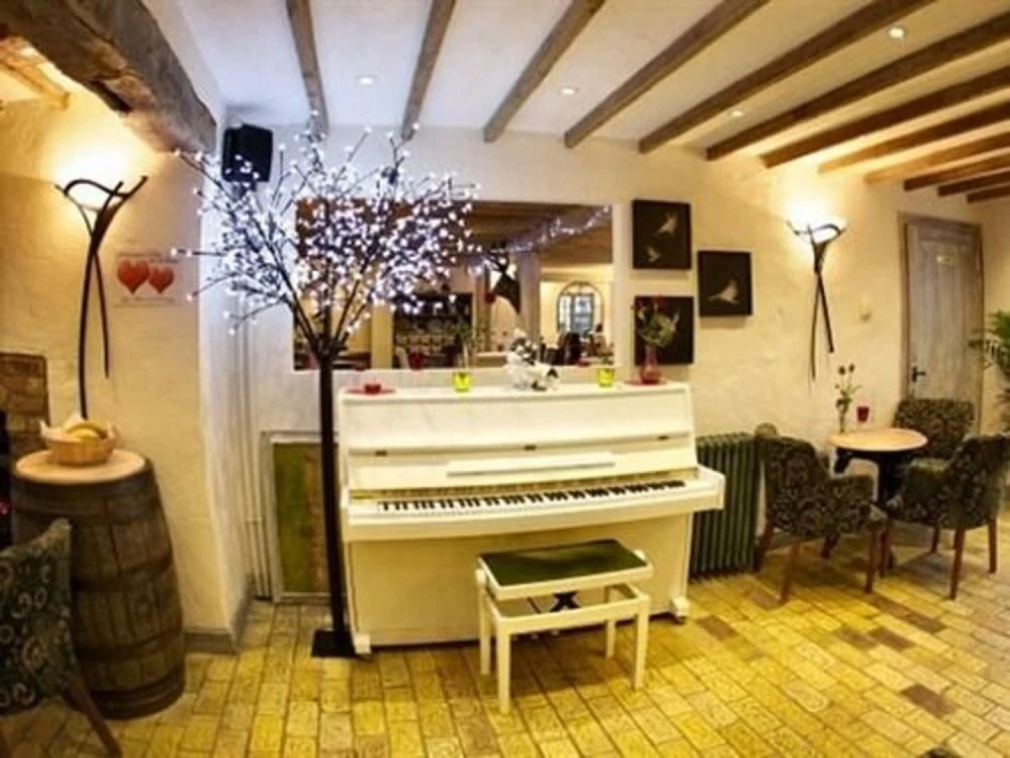 The Live and Let Live Country Inn