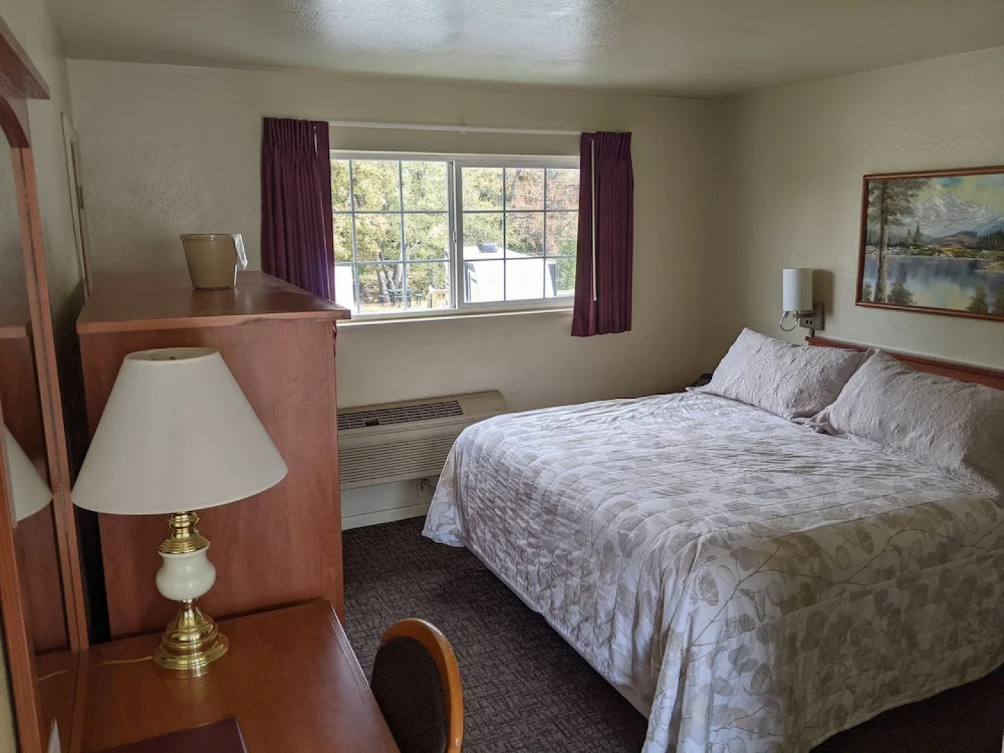 Hi-Lo Motel, Cafe and RV Park Mount Shasta Area