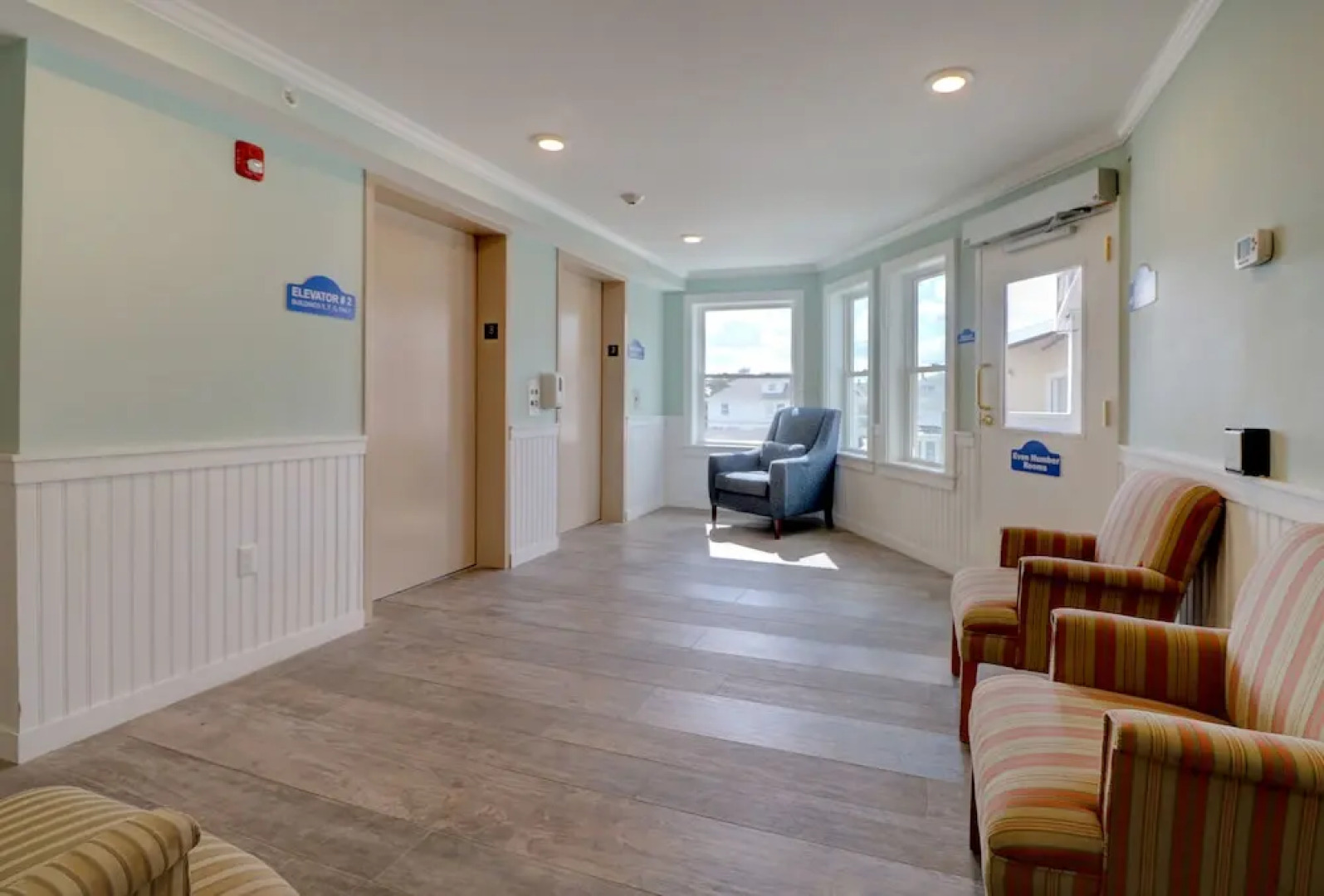 Waves Oceanfront Resort