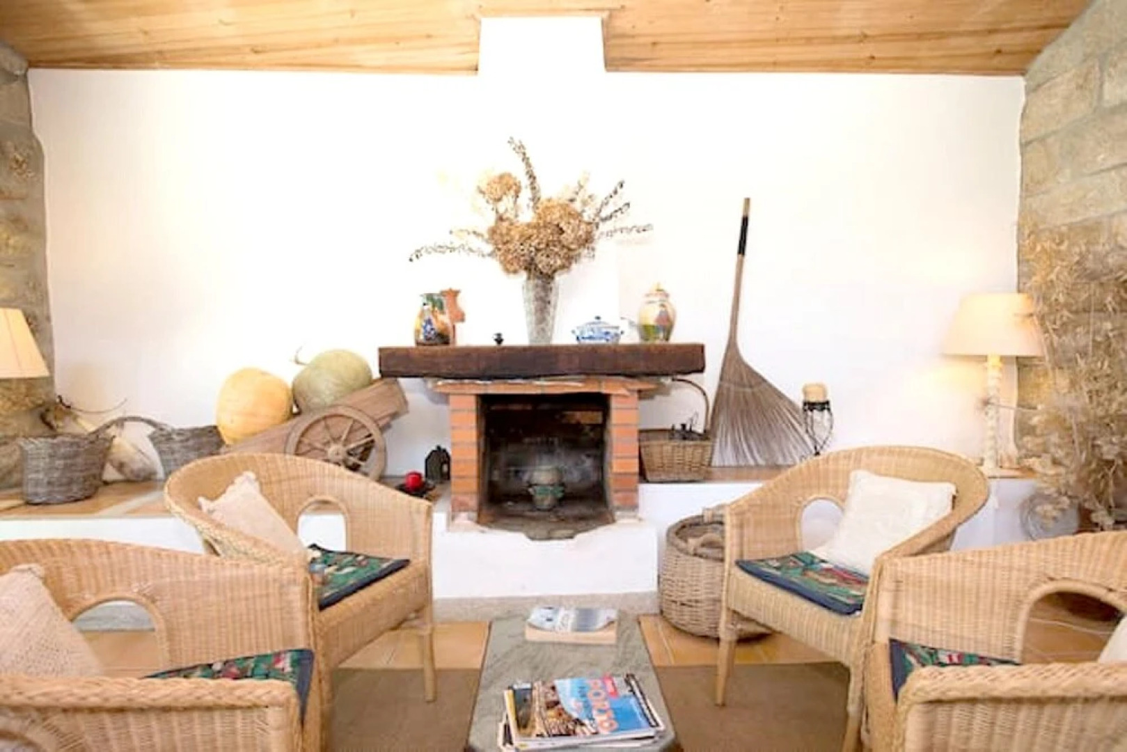 Villa With 3 Bedrooms In Parada With Private Pool And Wifi