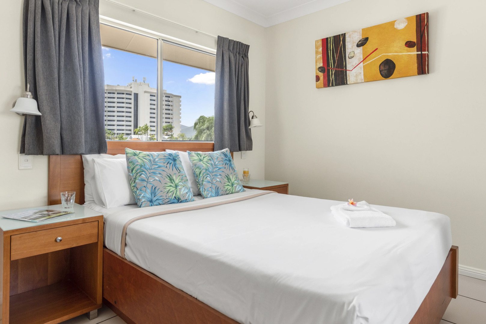 Bay Village Tropical Retreat & Apartments