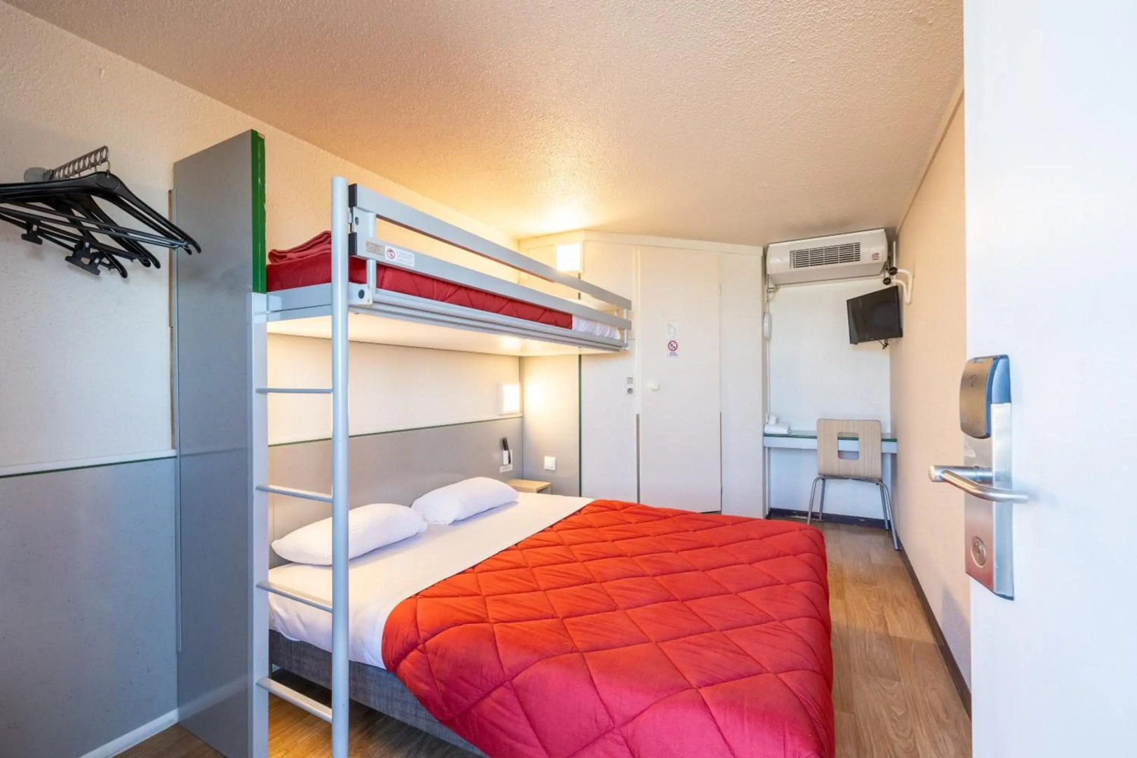 Premiere Classe Angers Ouest - Beaucouzé