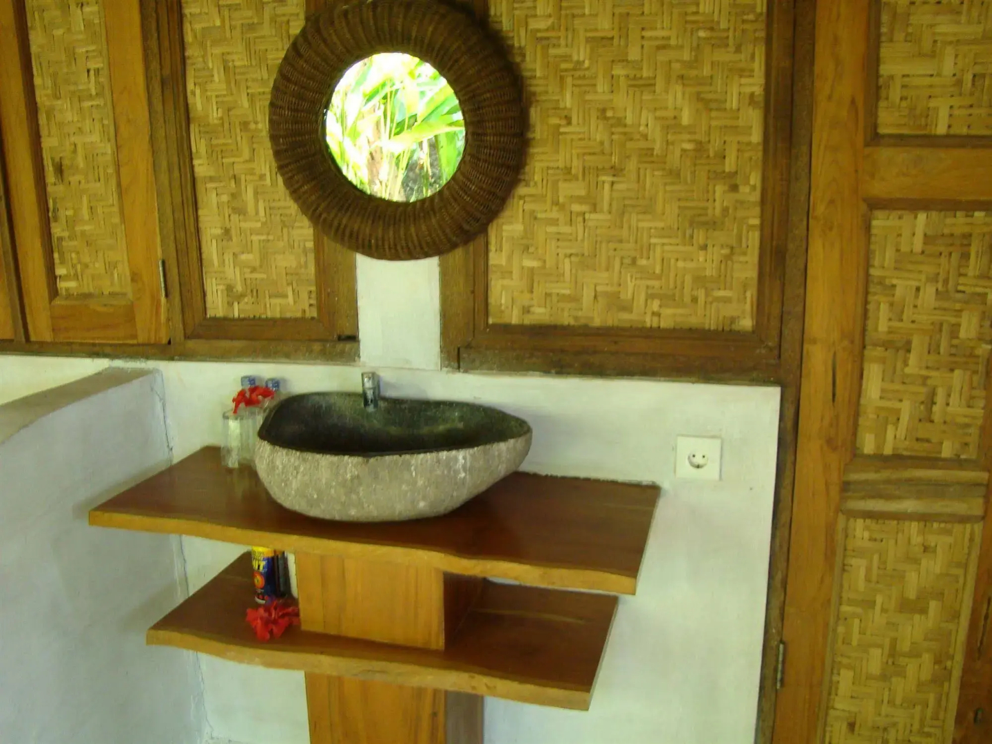 Flower Bud Bungalow