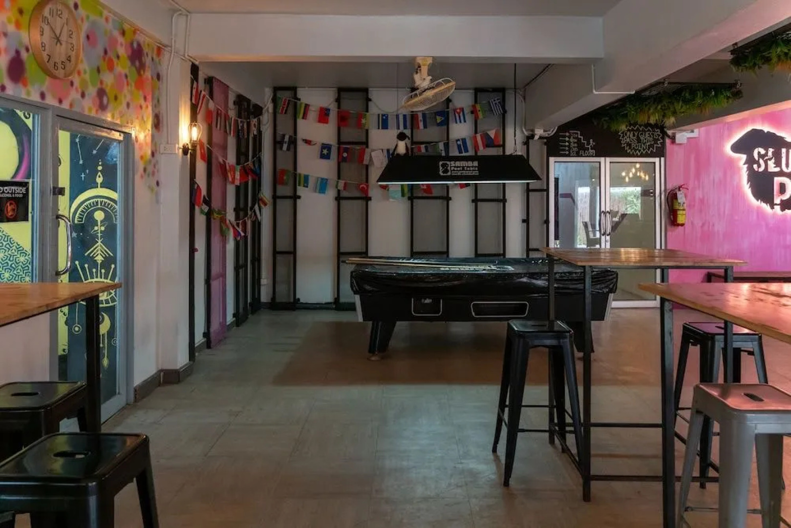 Bodega Pai Party Hostel