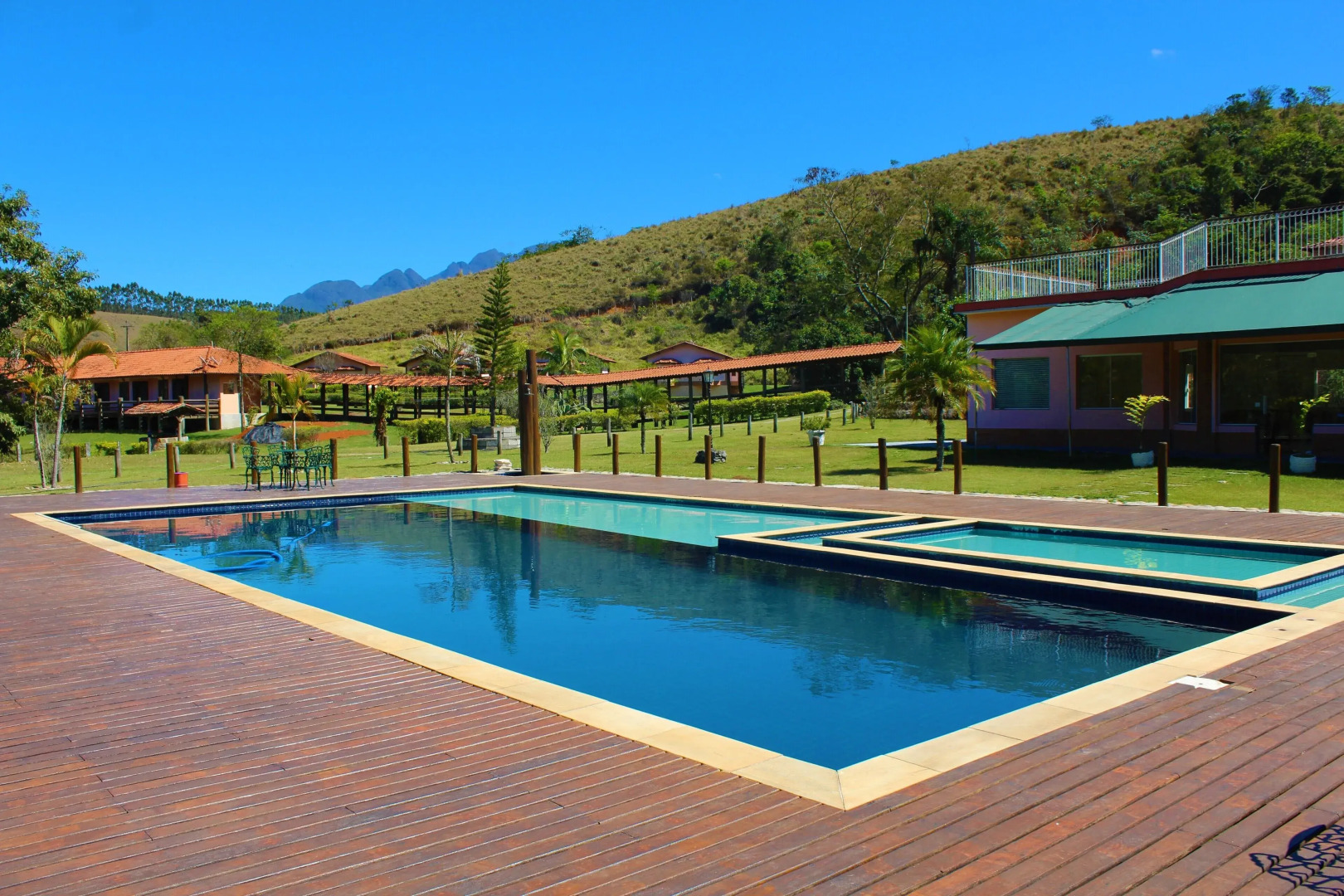 Hotel Estação Engenheiro Passos