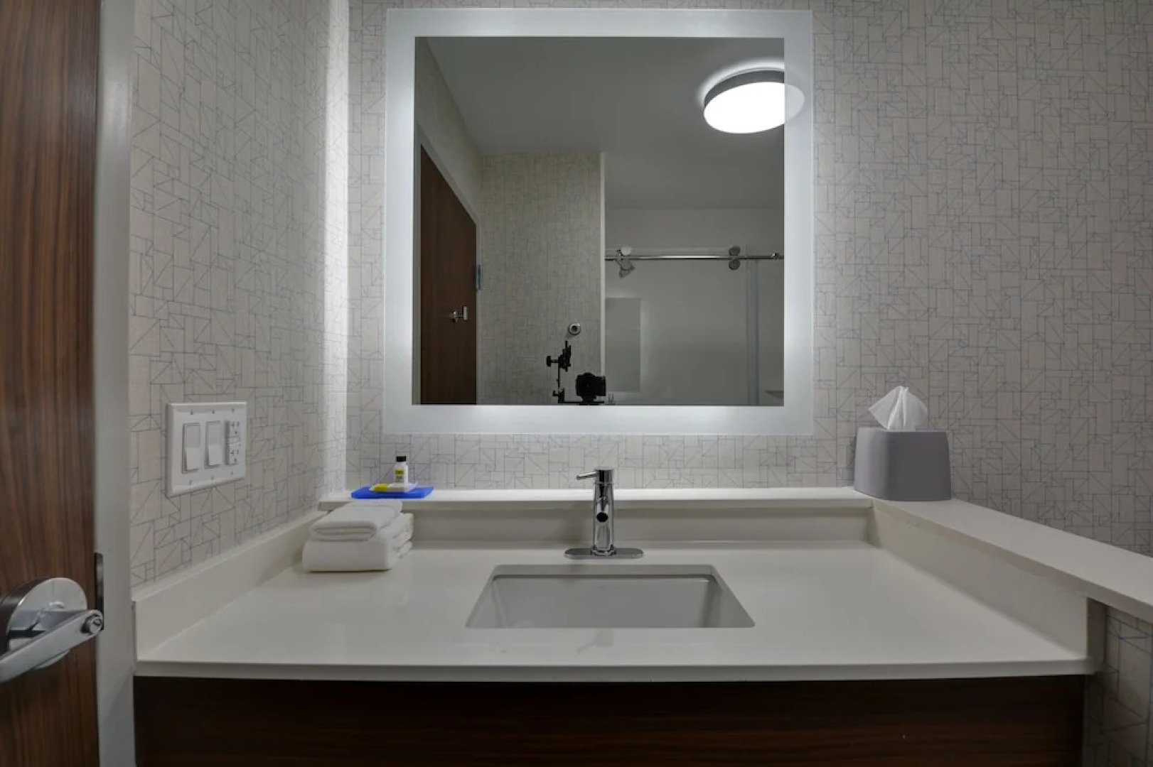 Holiday Inn Express and Suites Greenville - Taylor