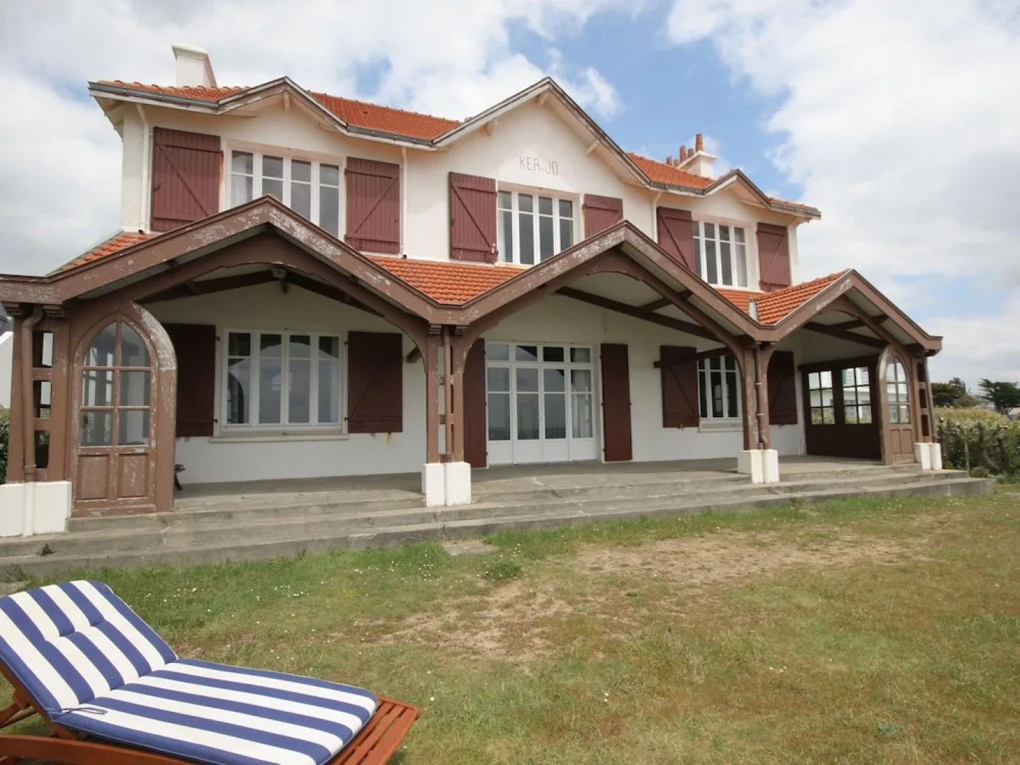 Impressive Villa With Sea View in Clohars-carnoët
