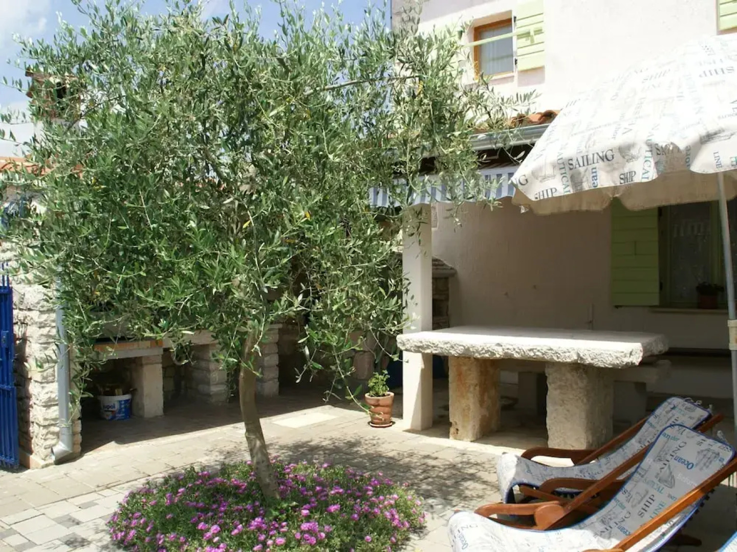 Stone Holiday Home in Peresiji With Pool