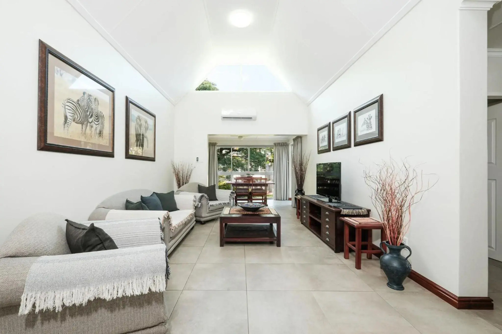 The Bridge 19 - Self Catering