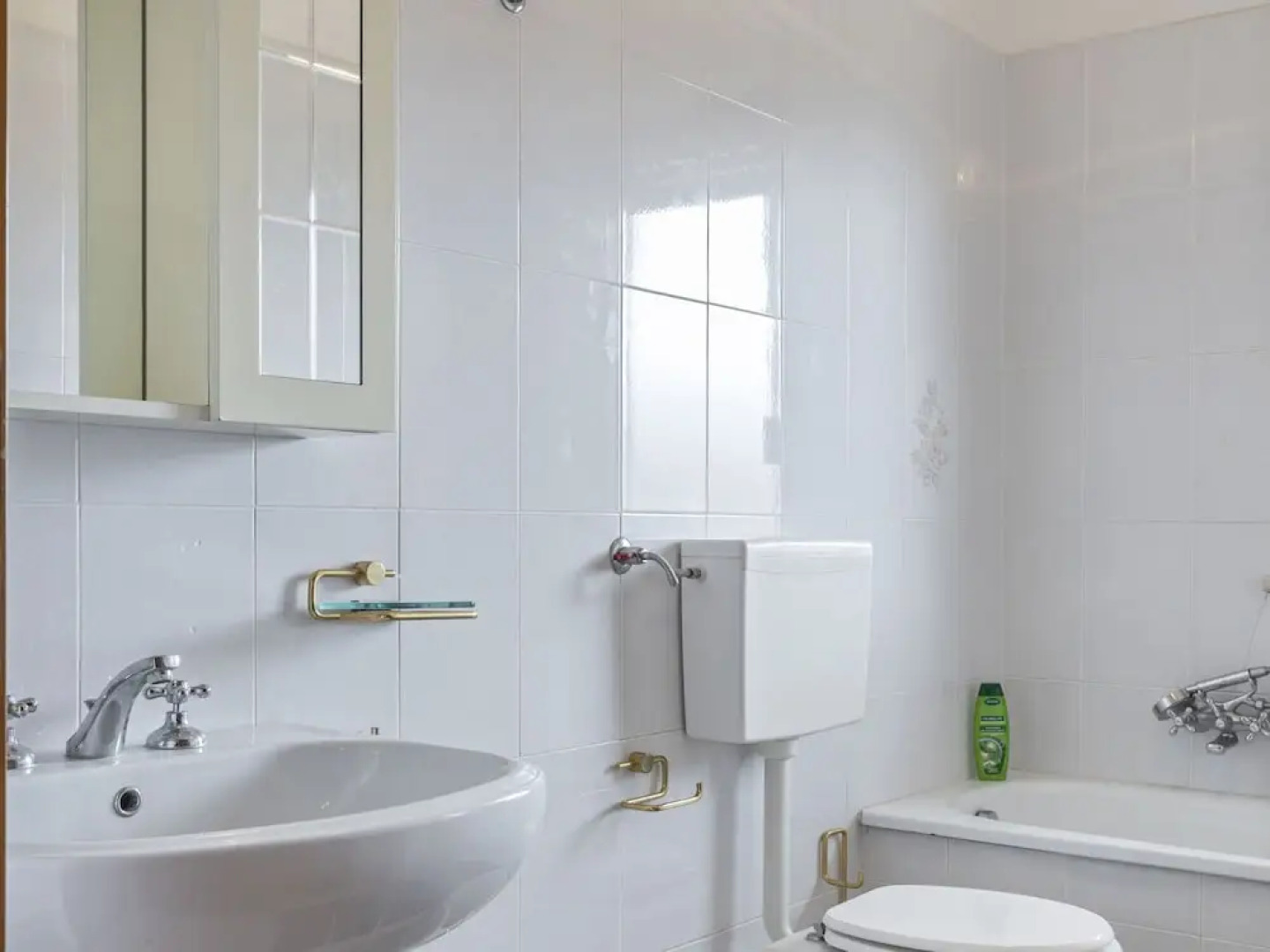 Valley-View Villa in Trabia with Swimming Pool