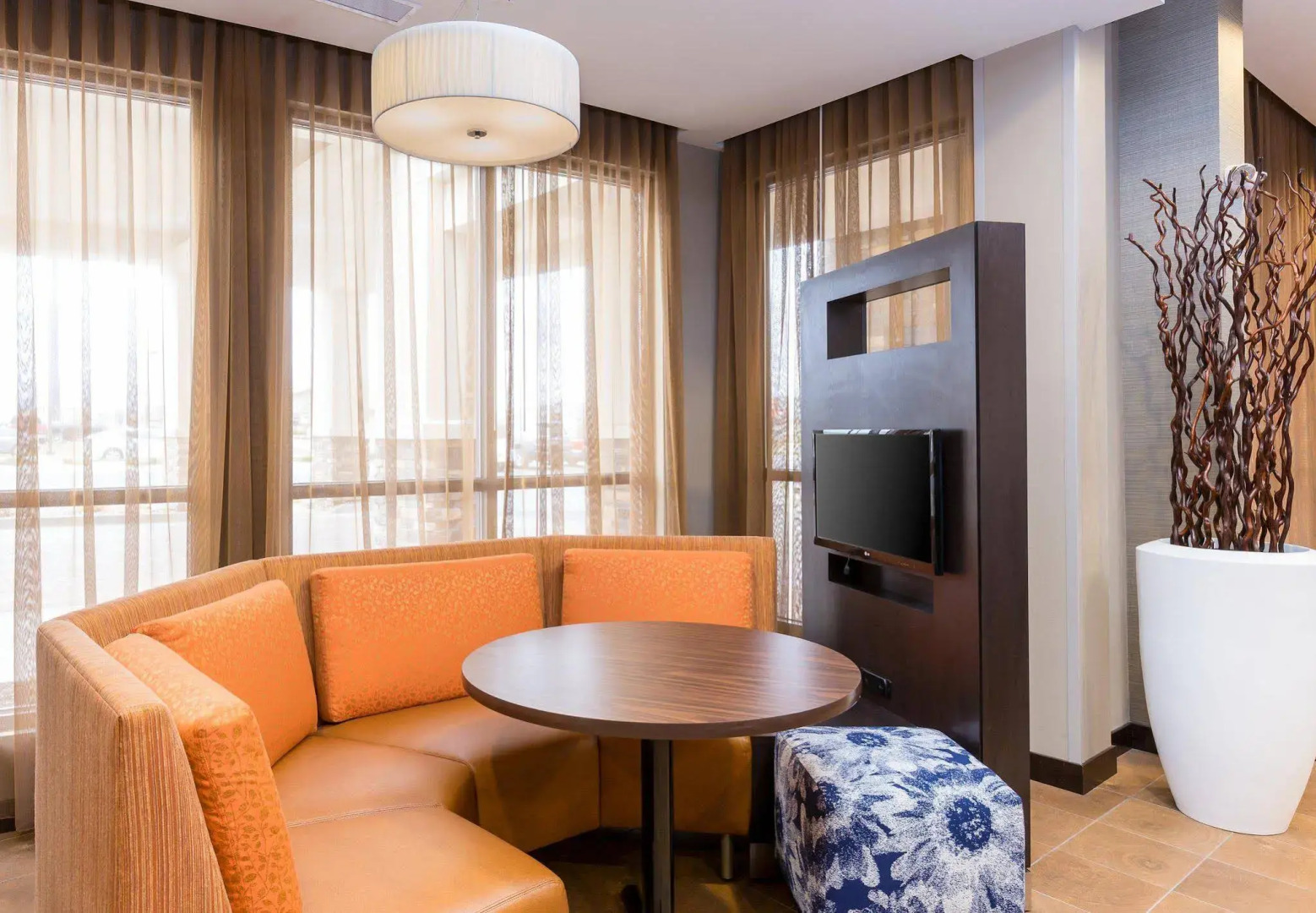 Courtyard by Marriott Bismarck North