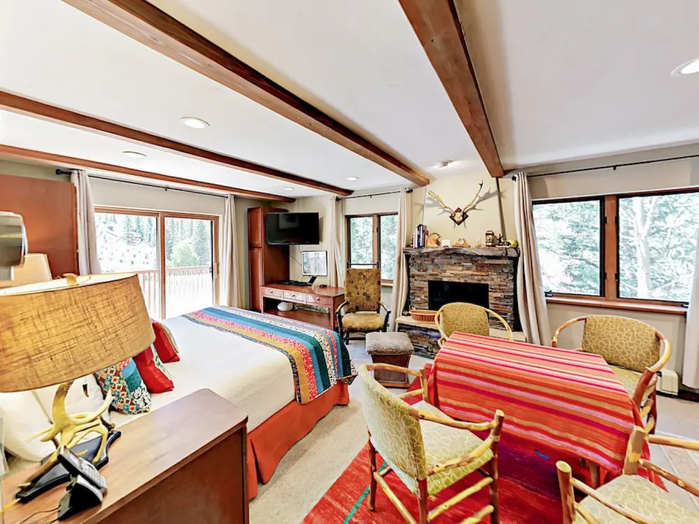 Dual Slopeside Studios Unit #301 and #302 2 Bedrooms 2 Bathrooms Condo