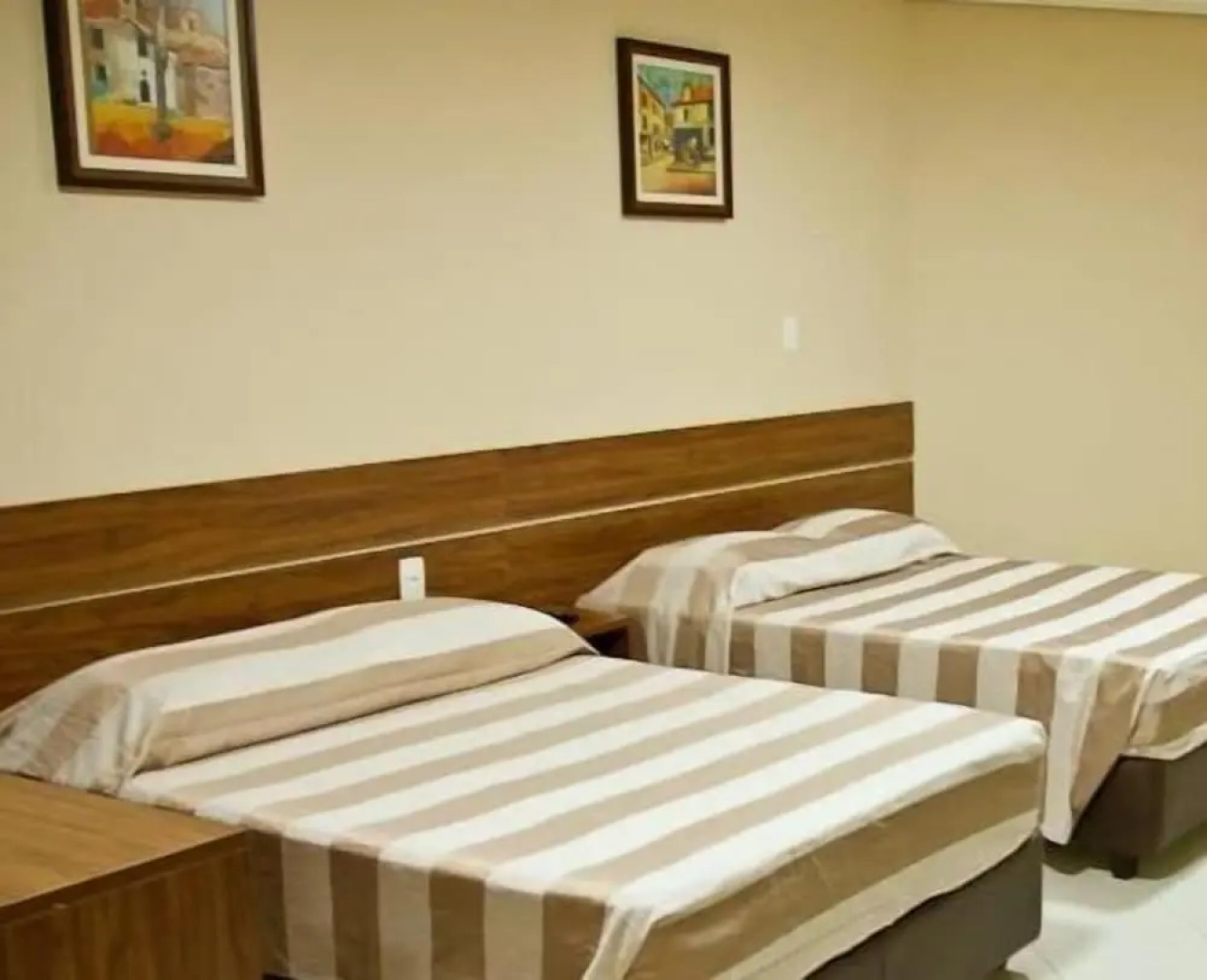 Flamboyant Suite Hotel