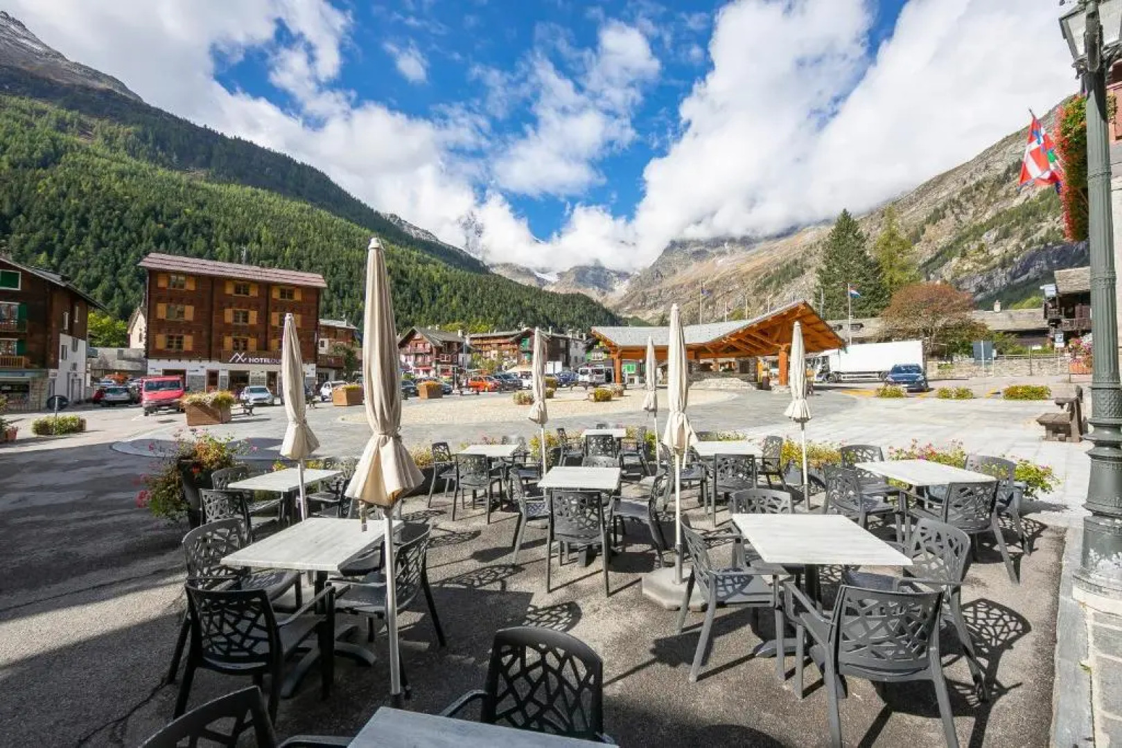 Monterosa Cozy Apartment 200m From Ski