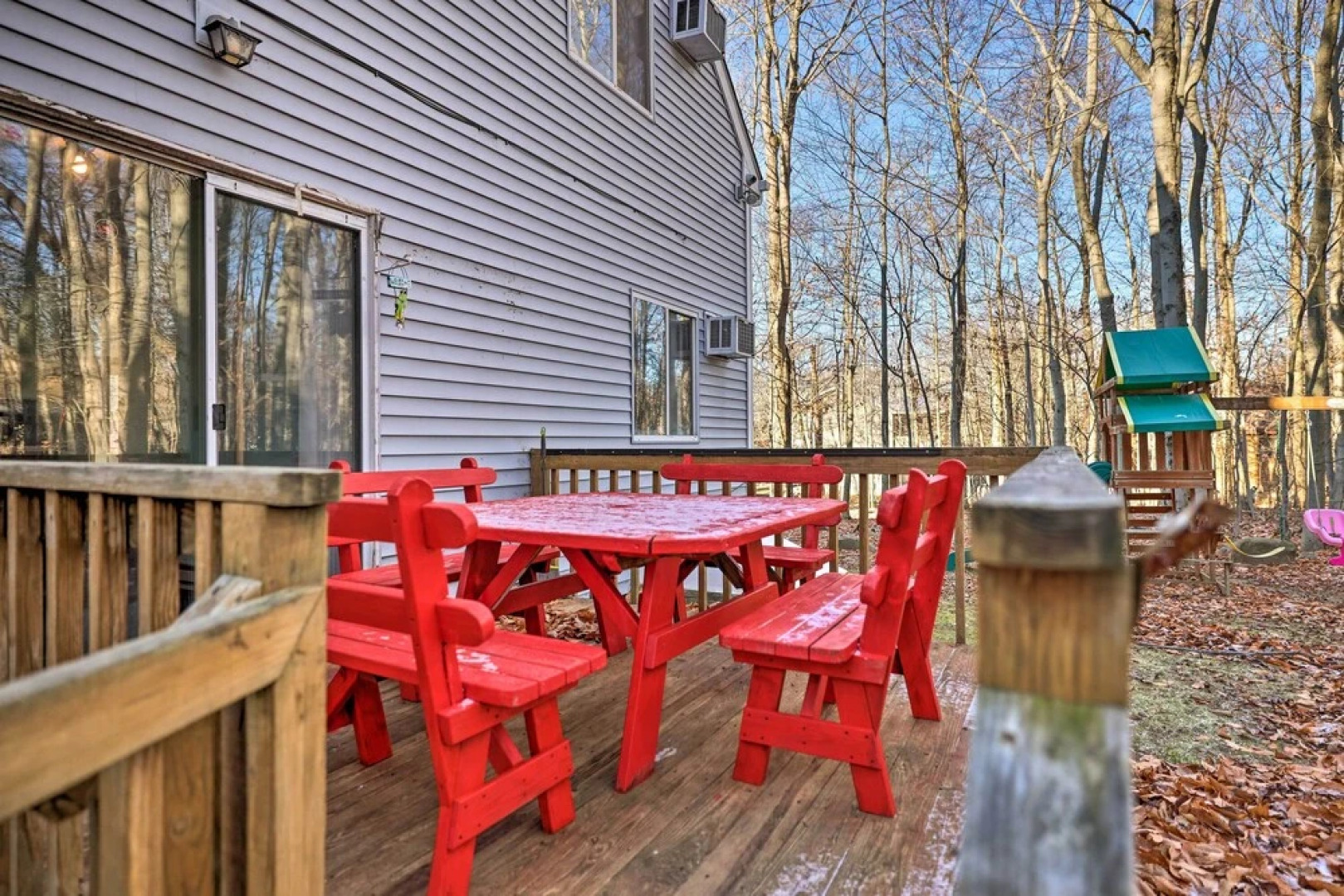 Modern Poconos Gem w/ Fire Pit, Deck & Pool Access