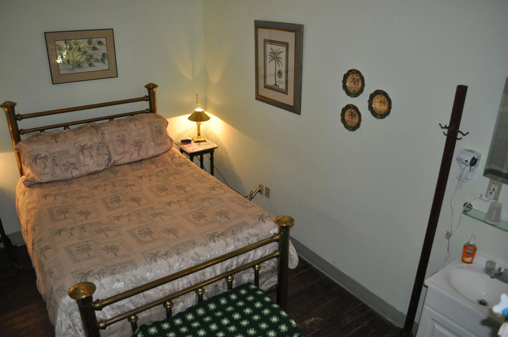 Historic Grand Canyon Hotel