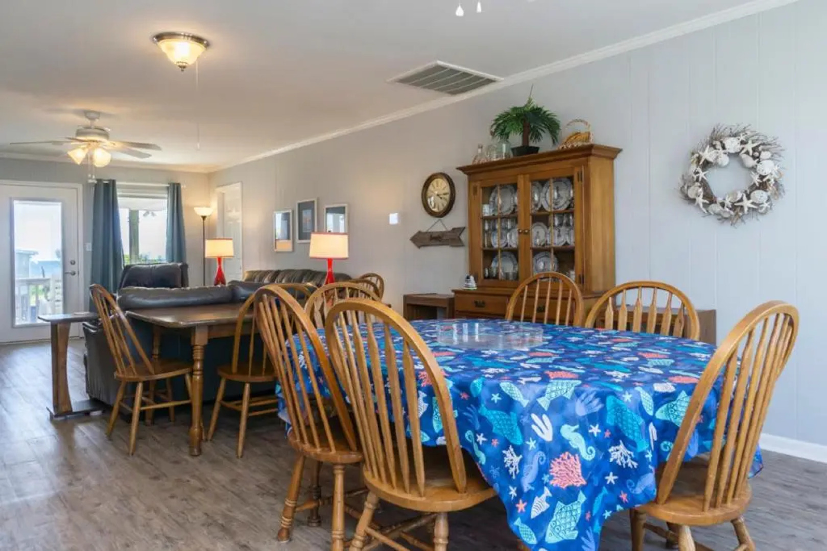 Friendship Lodge by Oak Island Accommodations