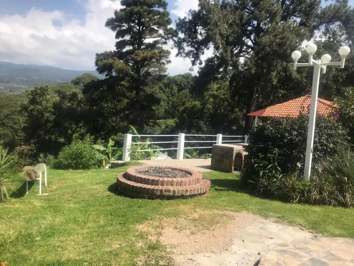 Hotel El Mirador y Jardin