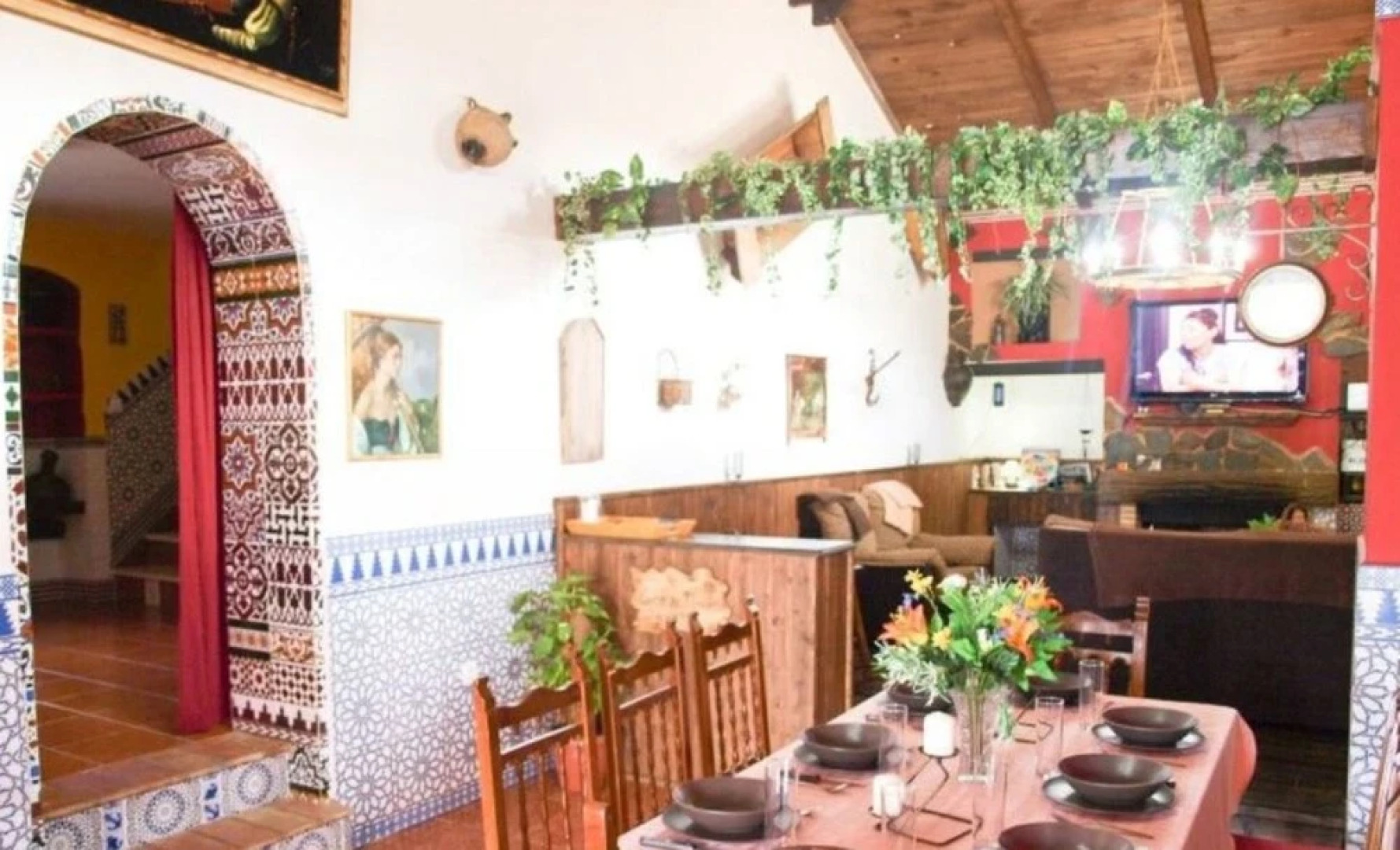 Cadiz 100810 4 Bedroom Holiday home By Mo Rentals