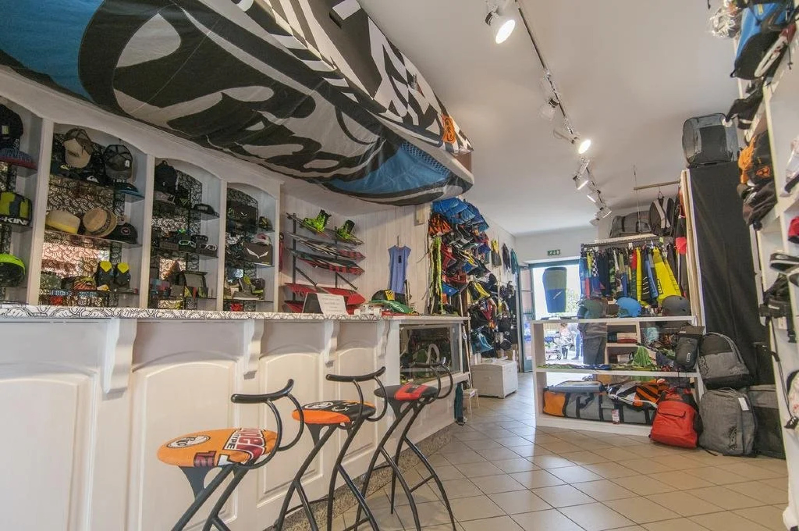 Campione del Garda Surf House - Hostel