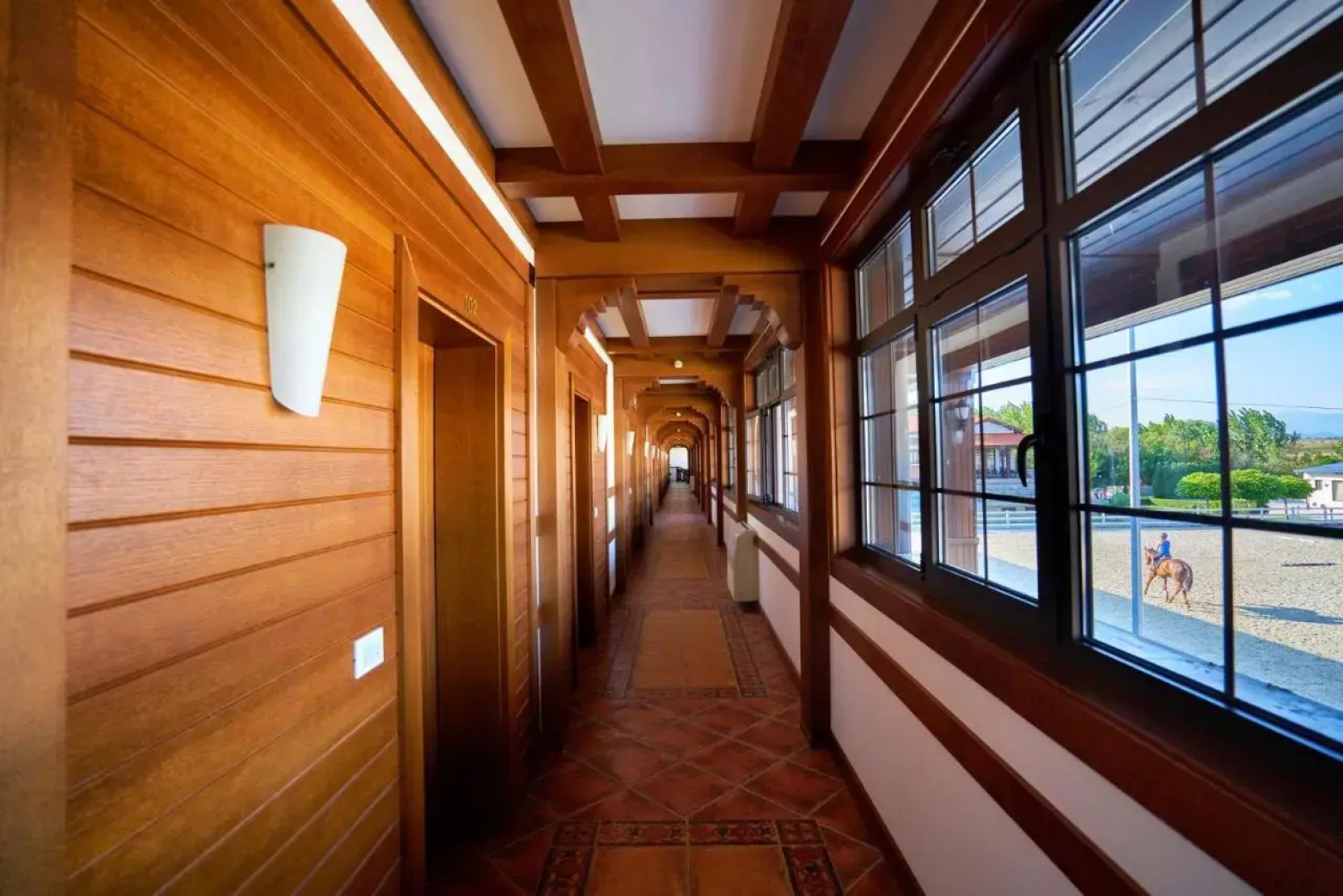 Boutique Complex Trakiets