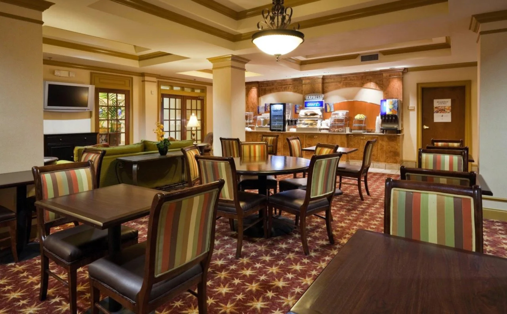 Holiday Inn Express Hotel & Suites Pell City by IHG