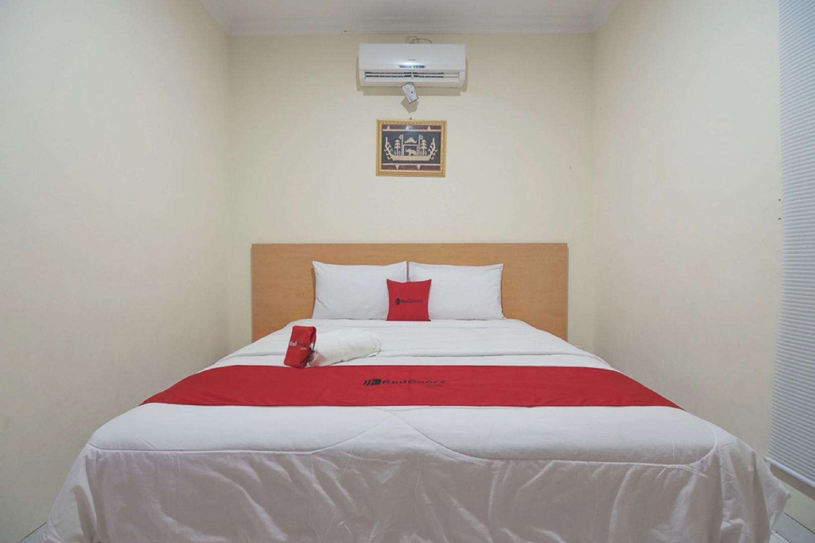 RedDoorz Premium @ Kahai Beach Lampung