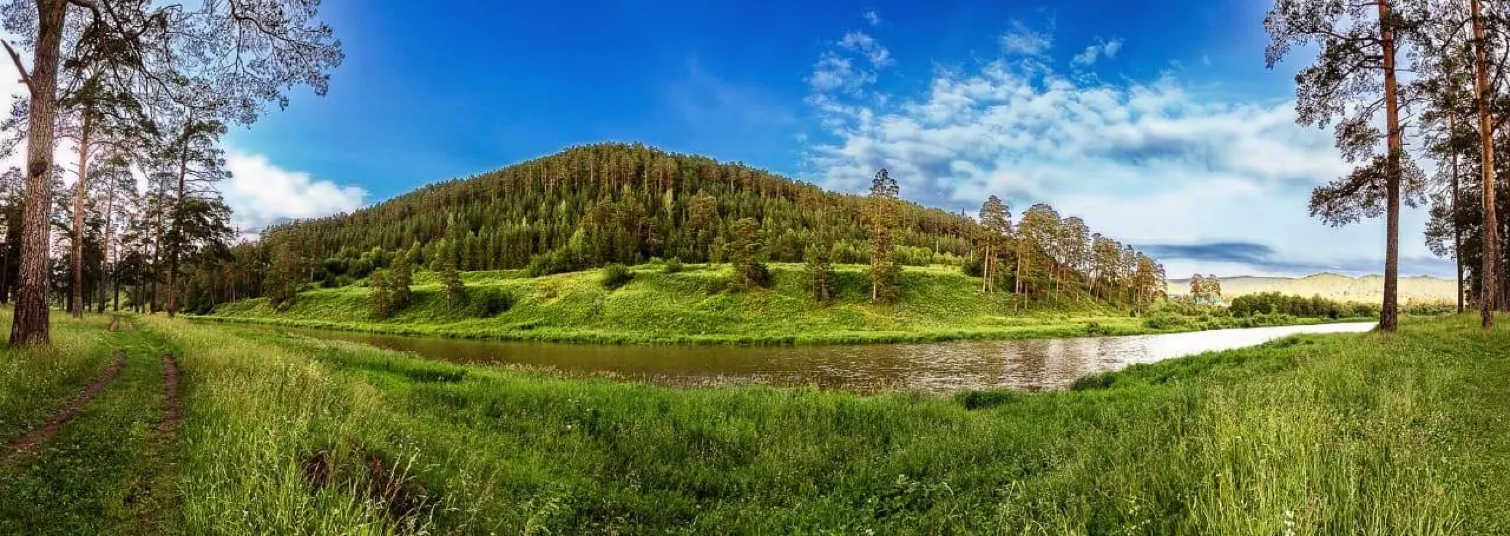Дом у реки