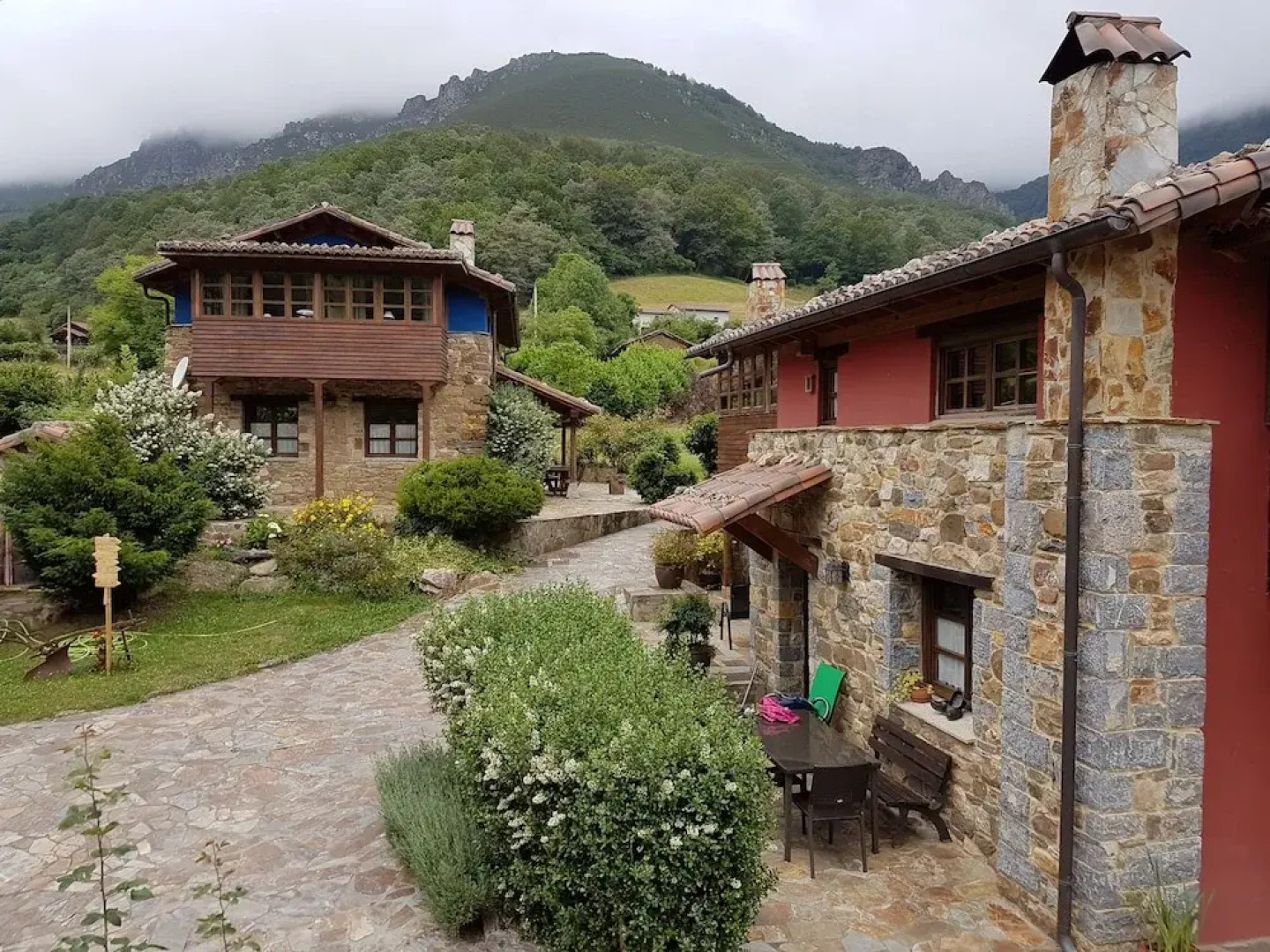 Alojamientos Rurales Valle de Bueida