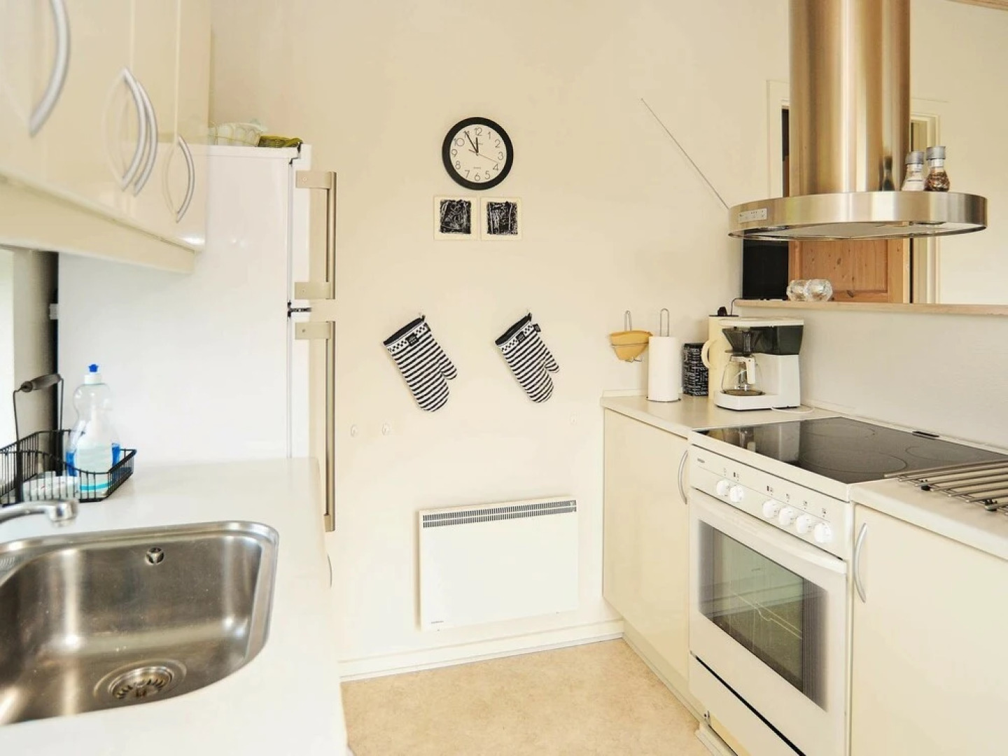 Luxurious Holiday Home in Millinge With Roofed Terrace