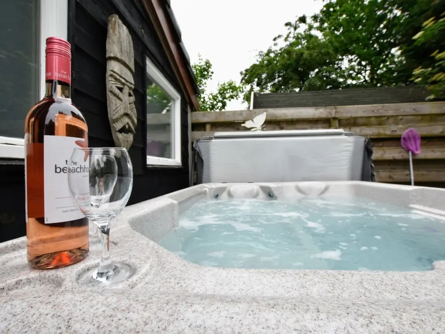 Secluded Holiday Home in Voorthuizen by the Lake