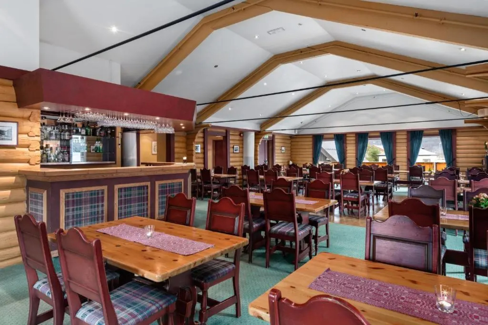 Solstad Hotel & Motel