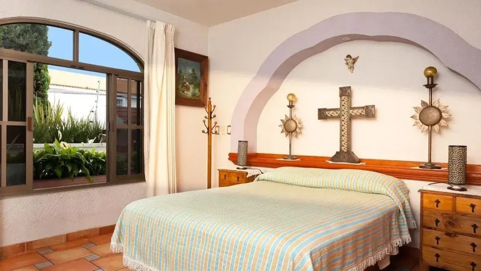 Residencia Jardin Real