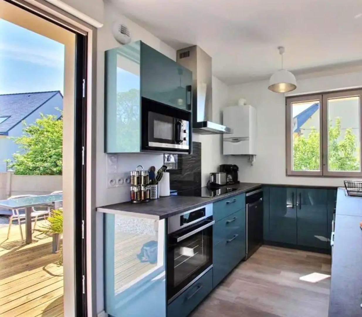 House With 2 Bedrooms In Perros Guirec With Enclosed Garden And Wifi