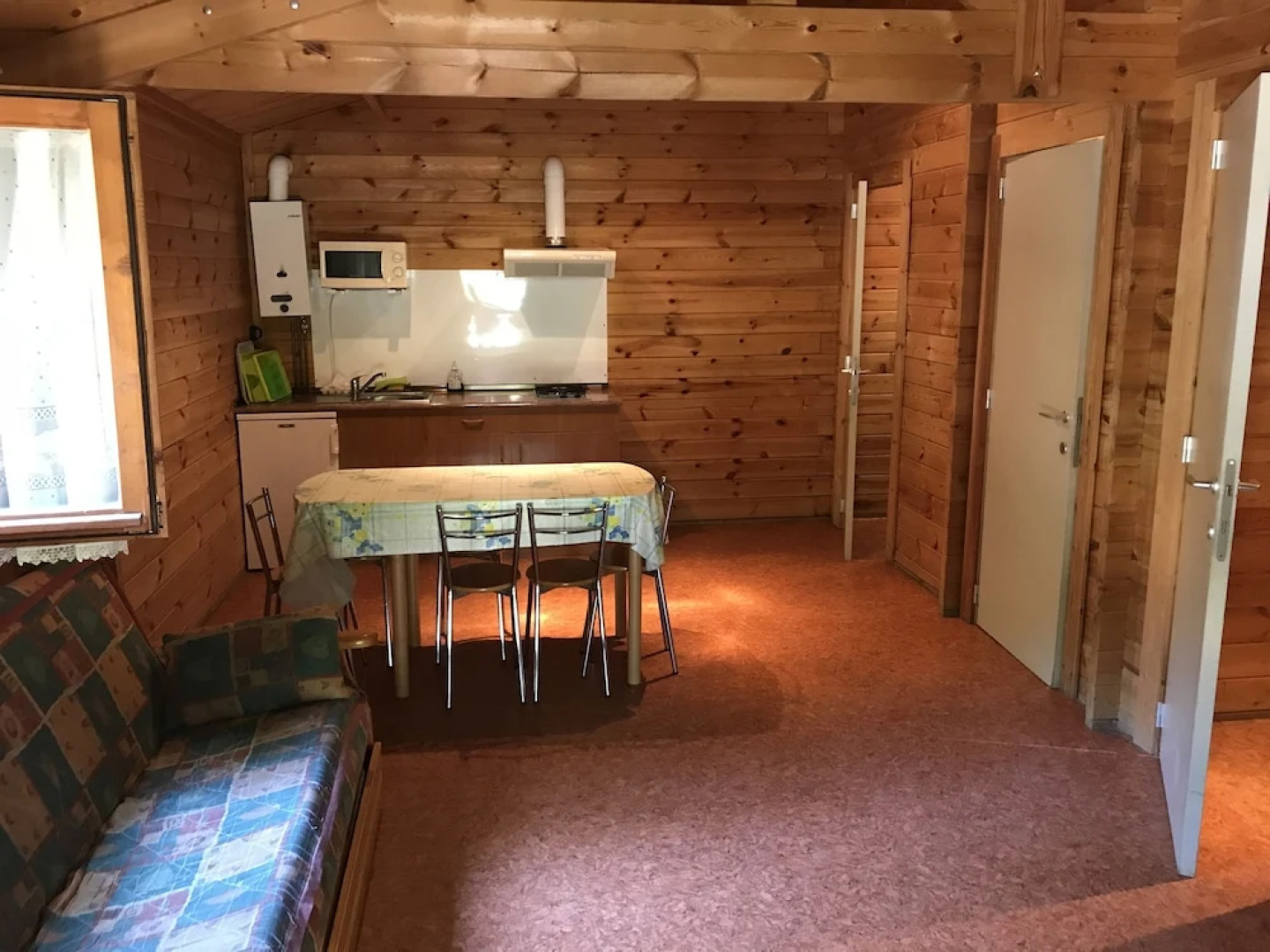 Camping Fuente de Regustrán