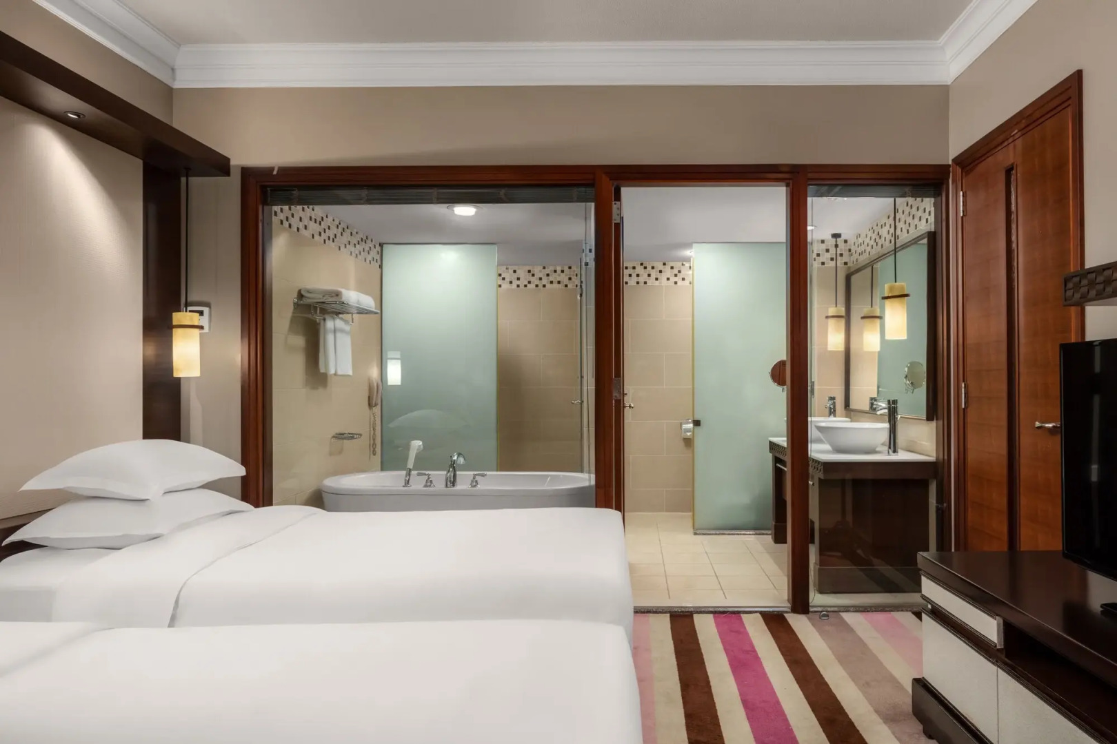 RIHGA Royal Laguna Guam Resort