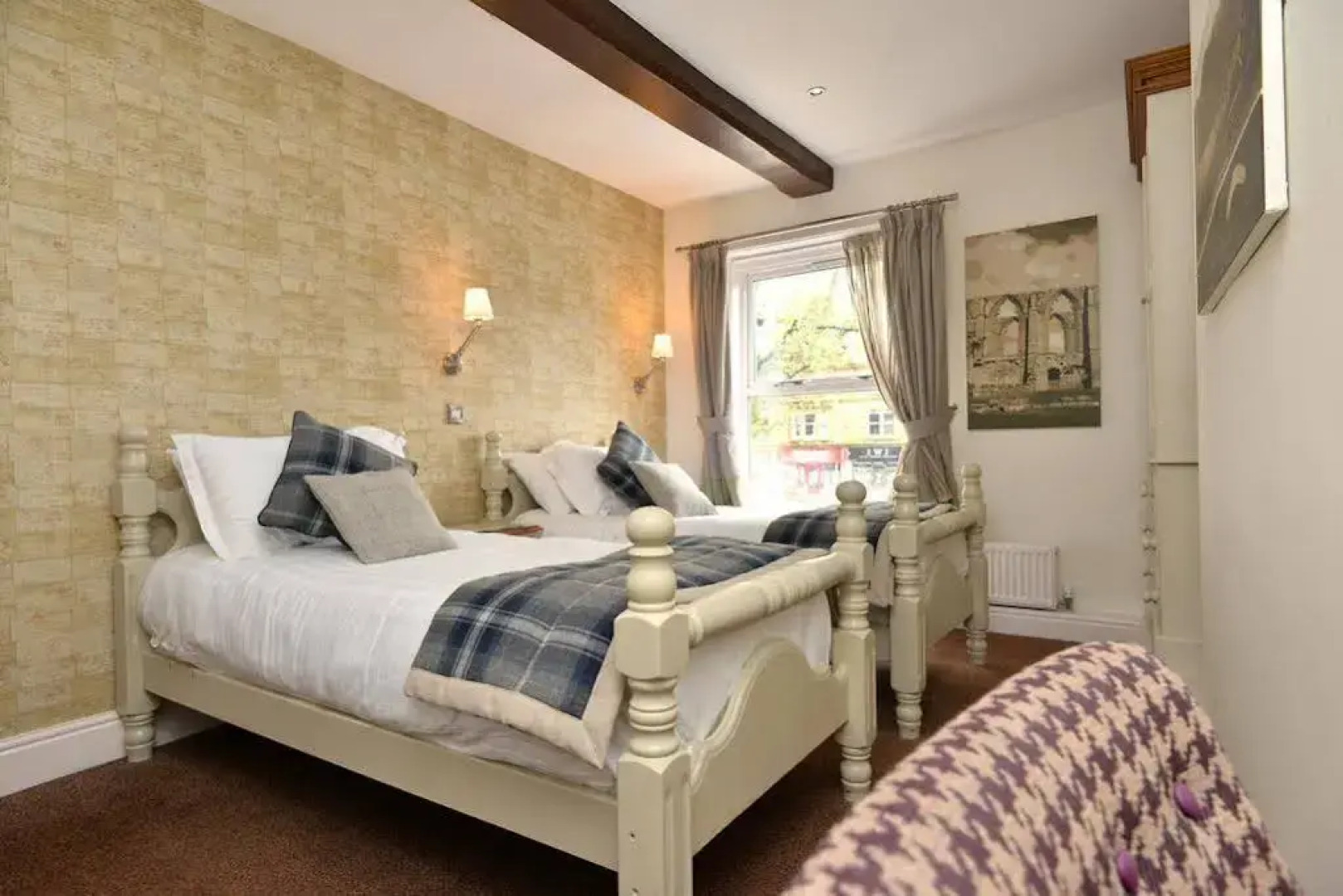 The Woolly Sheep Inn