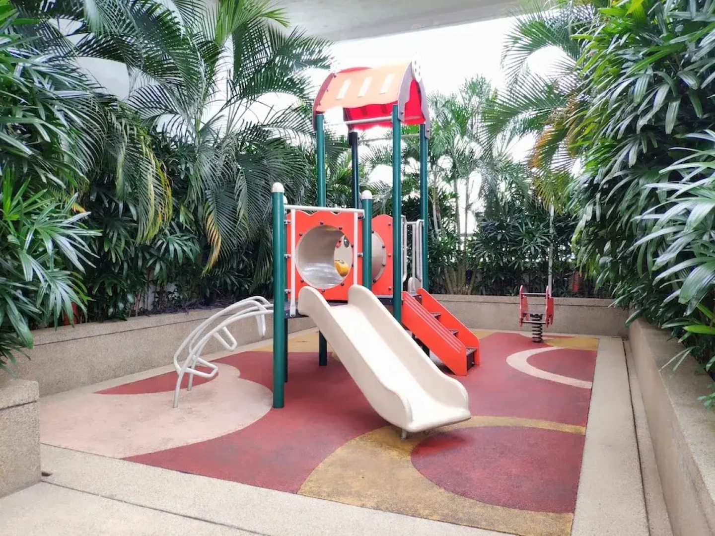 Subang Loft, 5 pax, 3 min to Subang Parade