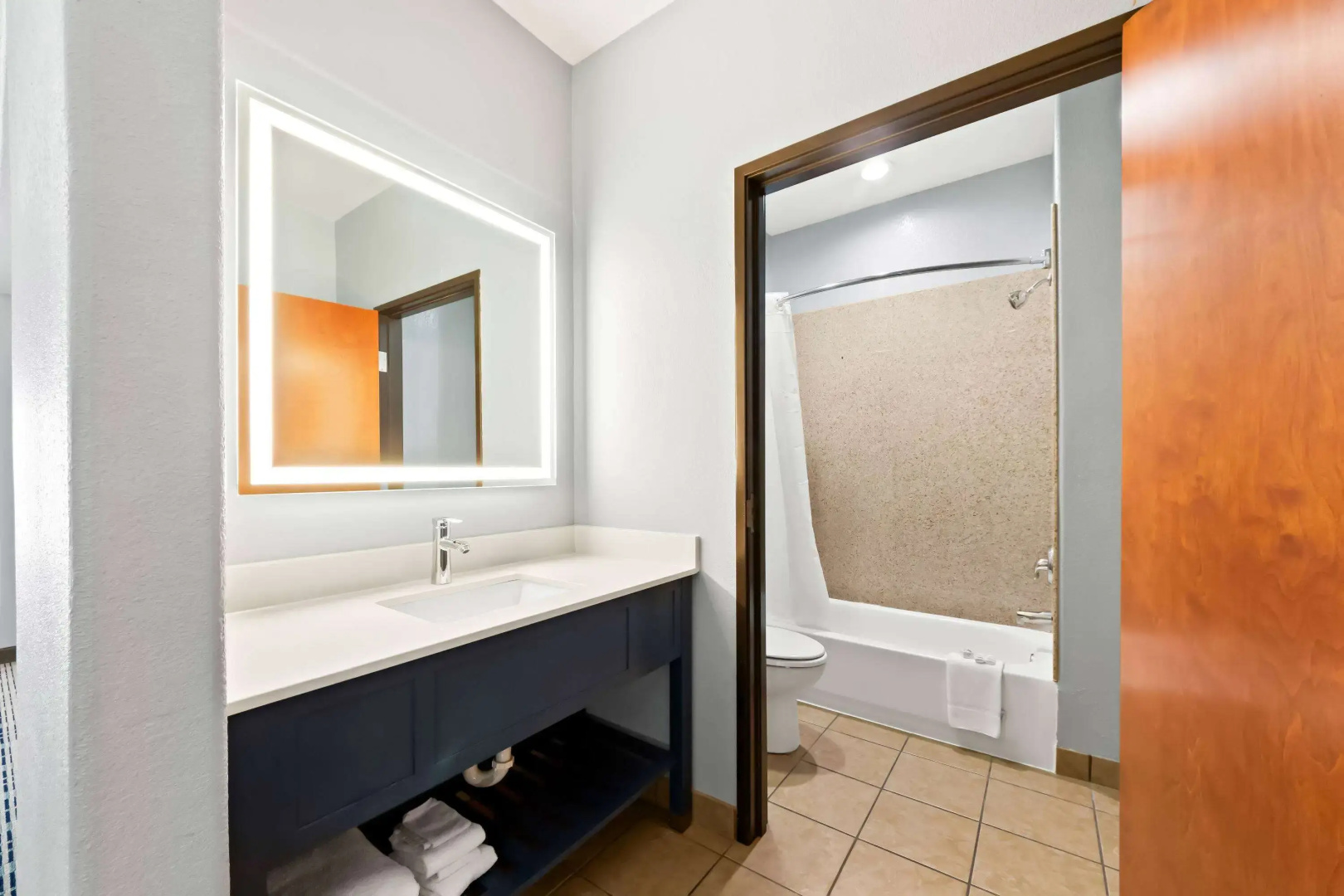 AmericInn by Wyndham New Braunfels