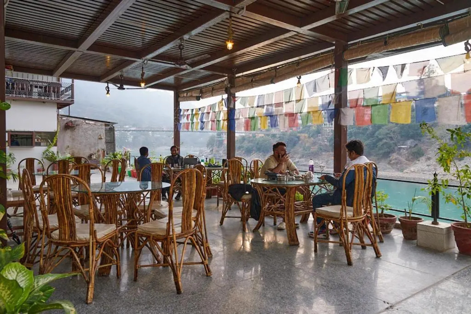 Karwaan by the Ganges