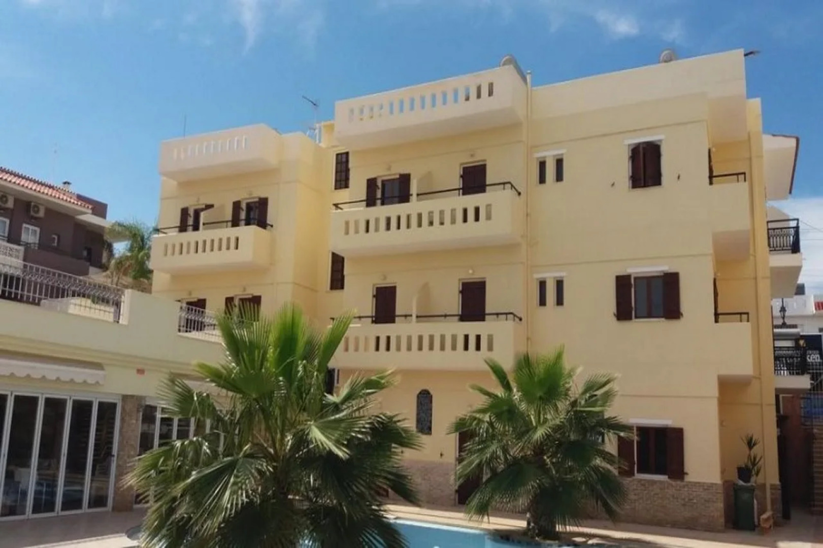 Semiramis Apartments by Estia