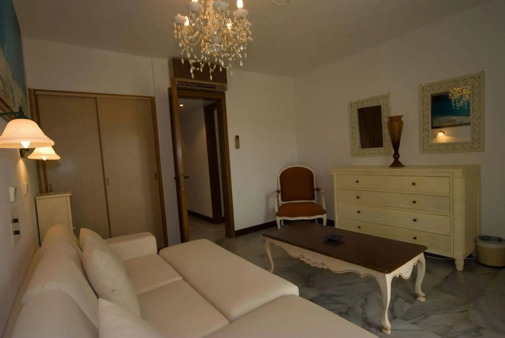 Porto Paros Hotel & Villas