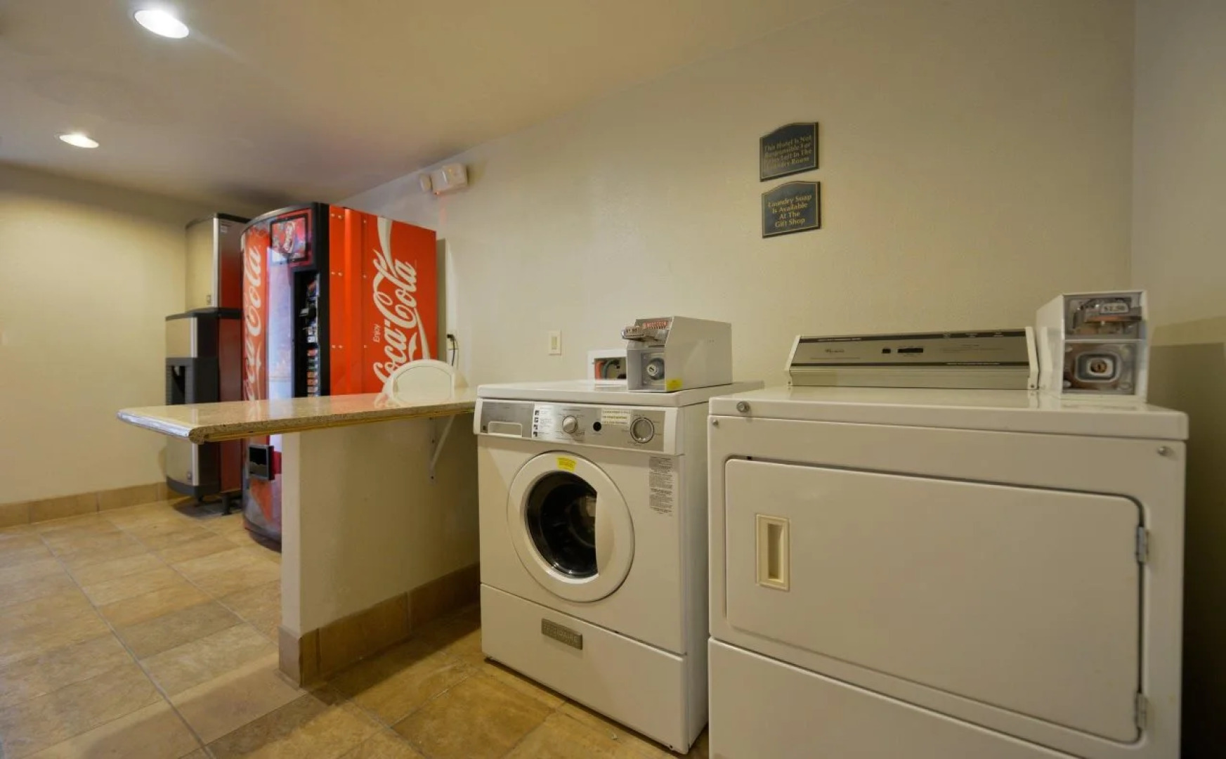 Holiday Inn Express & Suites Elk Grove West I-5 by IHG