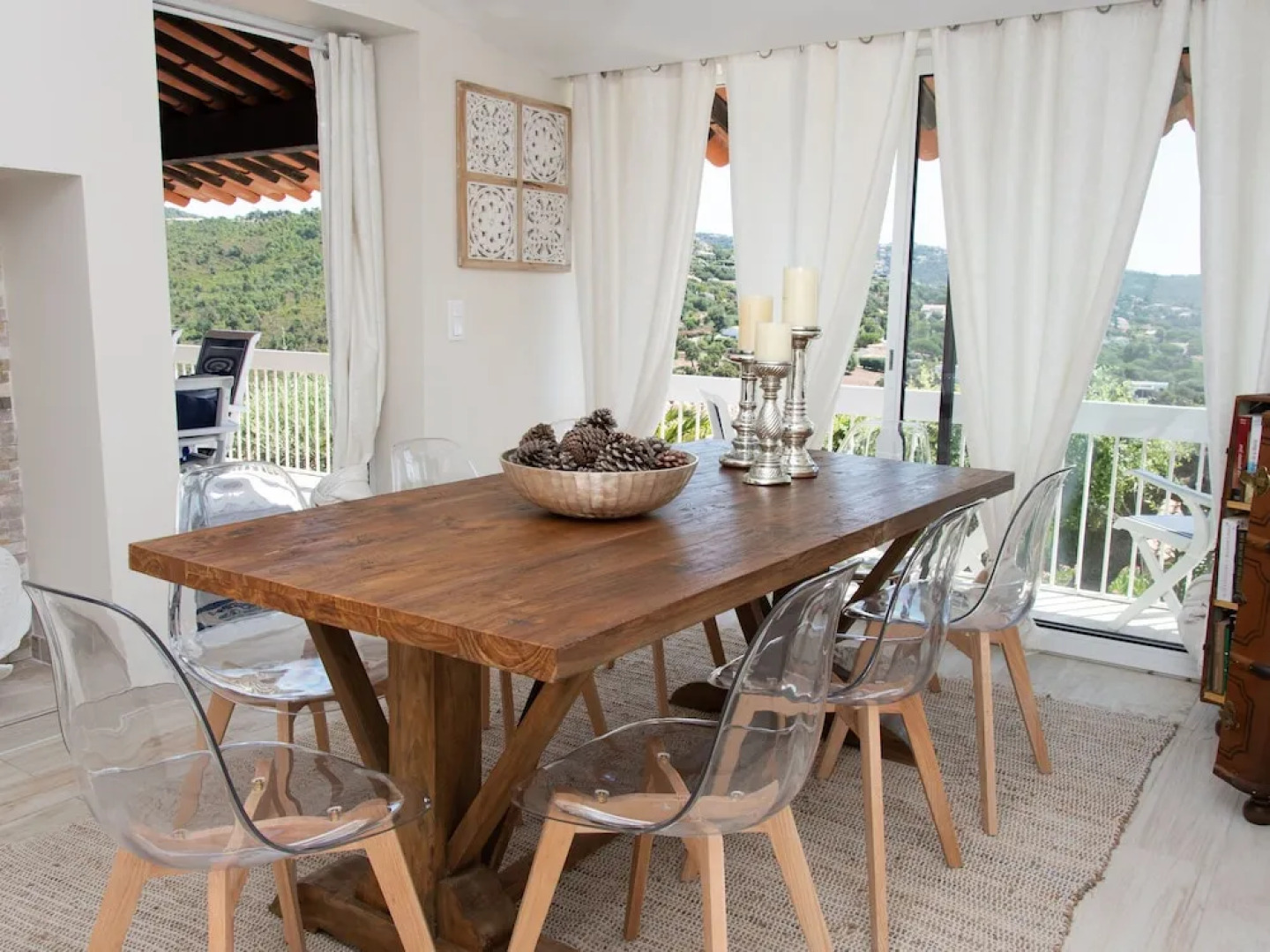 Gorgeous Villa in  Les Issambres with Swimming Pool