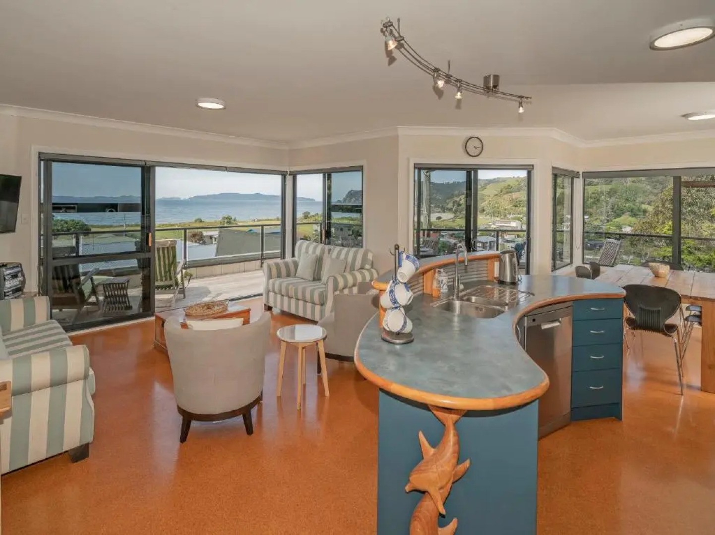 The Glass House - Kuaotunu Holiday Home